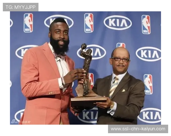 球星参与球队心理建设工作坊，展现领袖气质